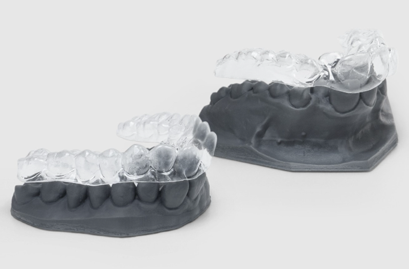 Modelos dentários impressos com a impressora Sonic XL 4K PLUS e a resina Dental Ortho Model
